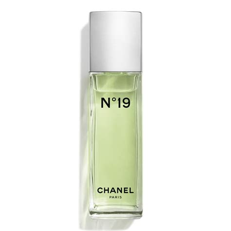 boots Chanel no 19 perfume